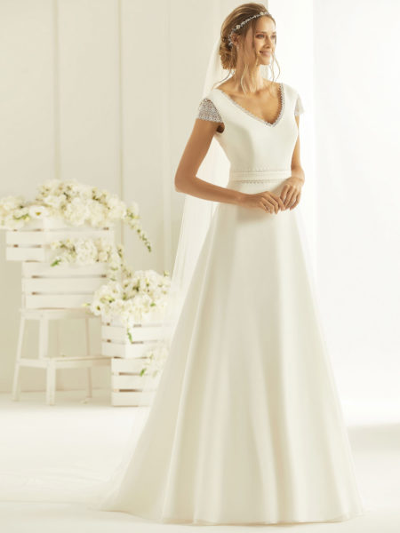 Brautkleid Bianco Evento 2019 Bridal Dress NATURA 1 Bei Sabines Brautmode Schwaebisch Gmuend