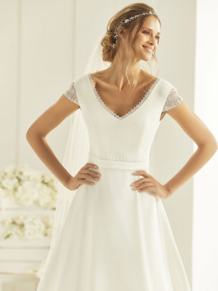 Brautkleid Bianco Evento 2019 Bridal Dress NATURA 2 Bei Sabines Brautmode Schwaebisch Gmuend