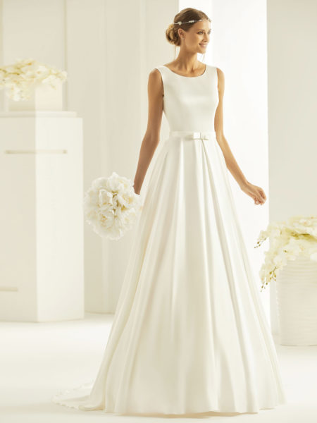 Brautkleid Bianco Evento 2019 Bridal Dress STELLA 1 Bei Sabines Brautmode Schwaebisch Gmuend