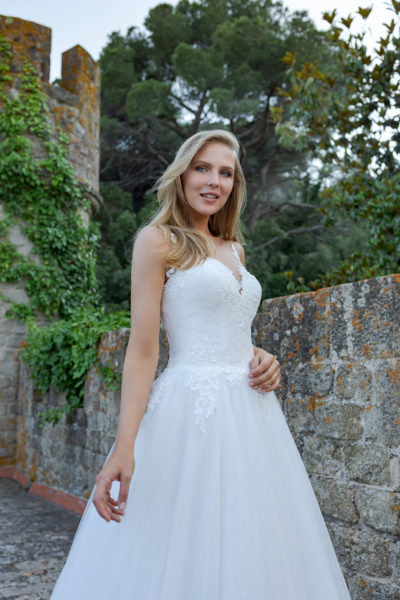 Brautkleid Hochzeitskleid Lina B1906 2 Amera Vera 2019 Bei Sabines Brautmode In Schwaebisch Gmuend