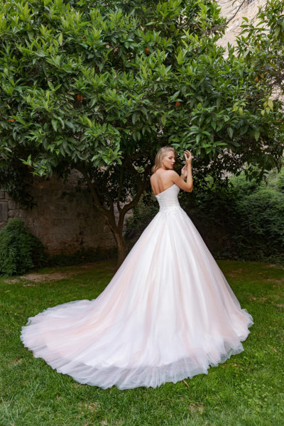 Brautkleid Hochzeitskleid Tiana B1927 4 Amera Vera 2019 Bei Sabines Brautmode In Schwaebisch Gmuend