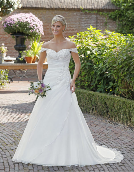 Brautkleid Hochzeitskleid Ivory 20028 Amelie 2019 Sabines Brautmode Schwaebisch Gmuend