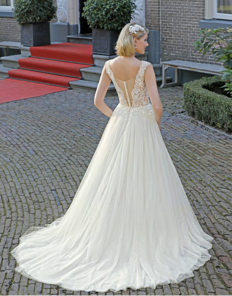 Brautkleid Hochzeitskleid Ivory 20064 1 Amelie 2019 Sabines Brautmode Schwaebisch Gmuend